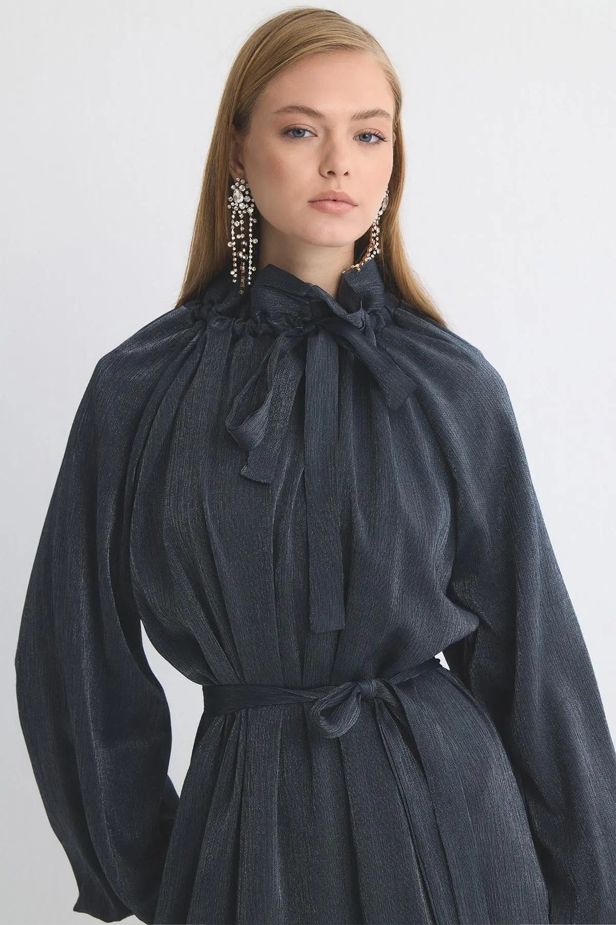 Robe à paillettes ample et modeste
