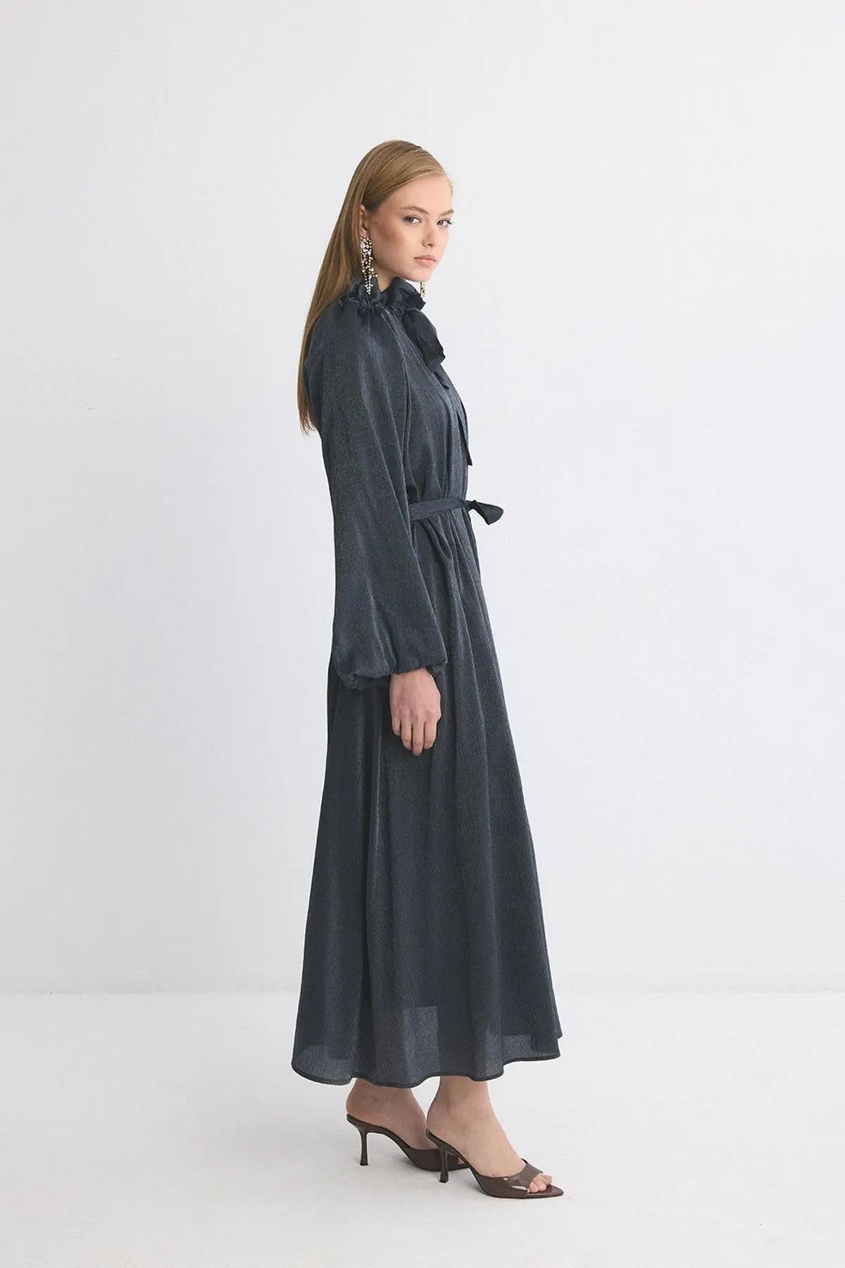 Robe à paillettes ample et modeste