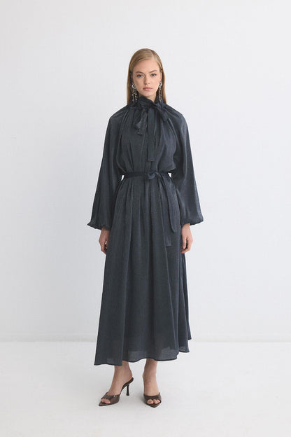 Robe à paillettes ample et modeste