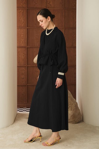 Ensemble modeste intemporel